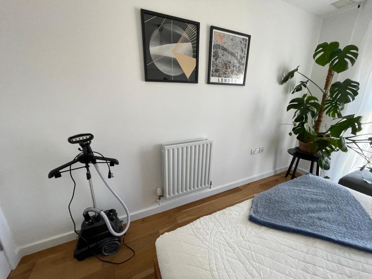 Peloton Organic Health Apartment In Angel, Old Street, Islington London Exteriör bild