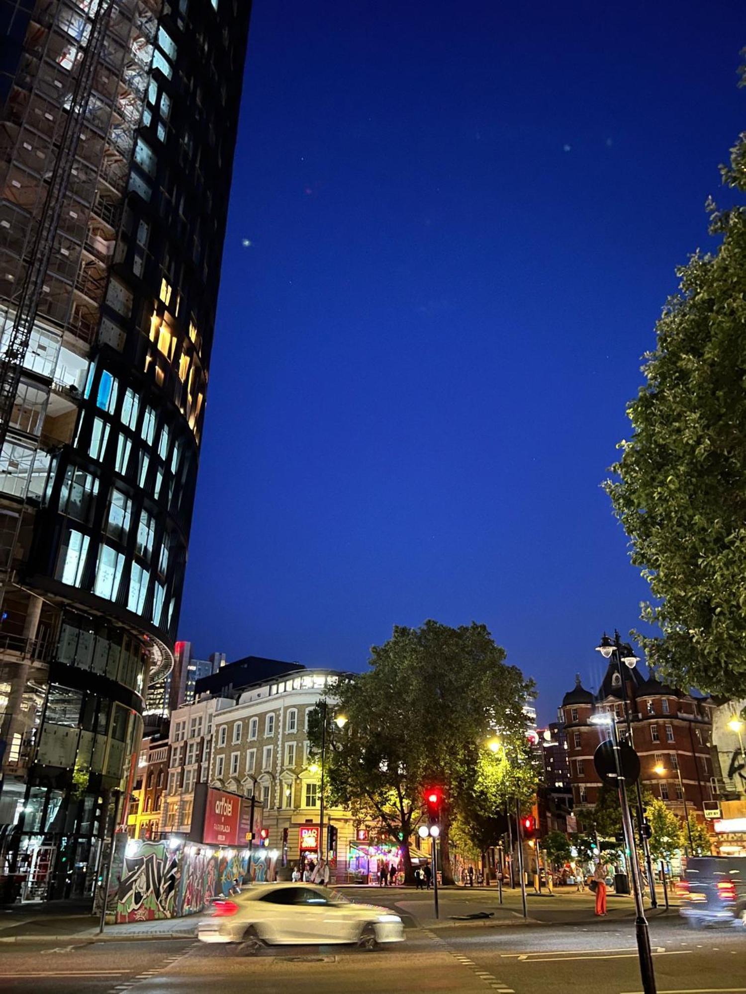 Peloton Organic Health Apartment In Angel, Old Street, Islington London Exteriör bild
